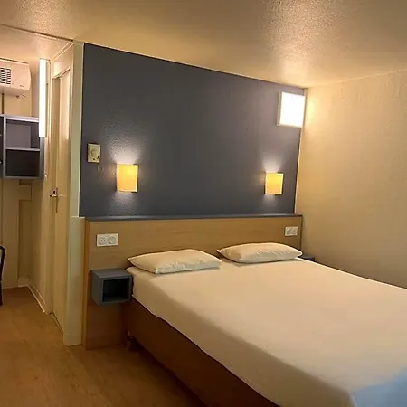 Kyriad Direct Montpellier Saint Jean De Vedas - La Peyriere