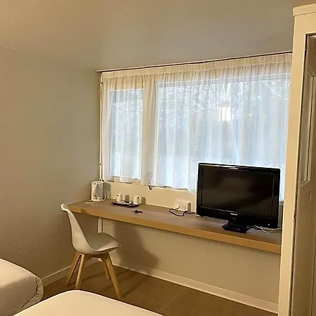Hotel Kyriad Direct Montpellier Saint Jean De Vedas - La Peyriere Pignan